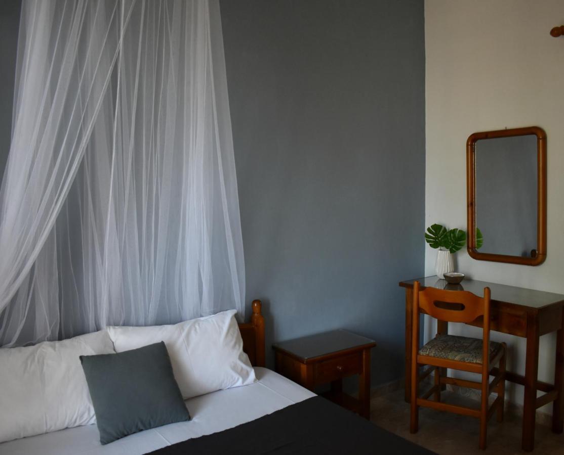 Poseidon Apartments Gythio Eksteriør billede